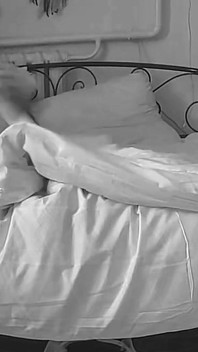 The Young Stepmother Called Her Stepson to Empty His Balls, Sucking It Well
