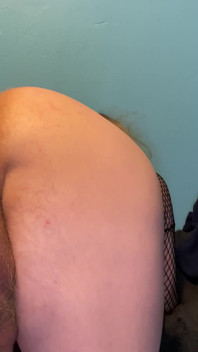 Twerking fat ass femboy