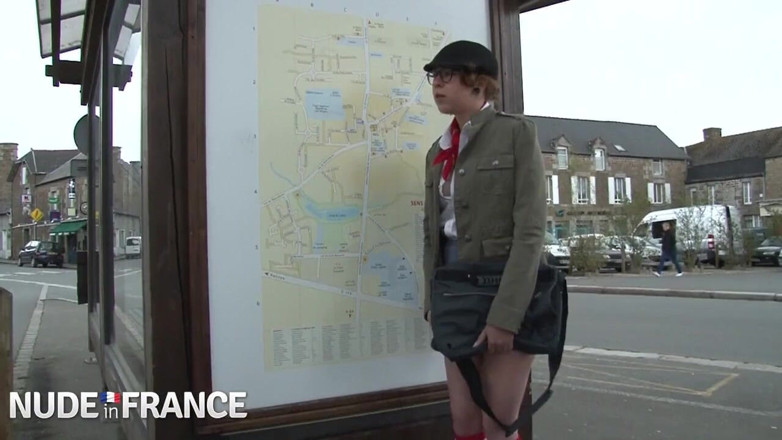 Nude in France: Джессі, молода руда повія, отримує трах в дупу
