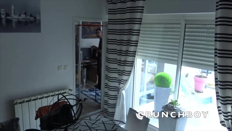 Gaybareback: James fucked r by straight arab