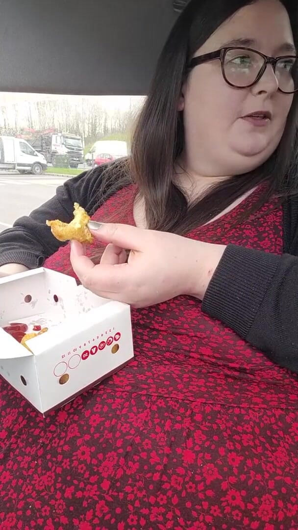 SSBBWLadyBrads: LadyBrads Vs Burger King