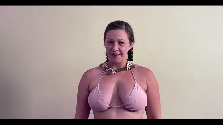 Lora Cross: Lora vs paisley blommor sexkampsrem på straff