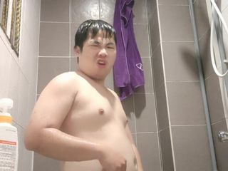 Shyboymasturbate: Chubby Boy Having a Bath with His Cute Little Uncut...