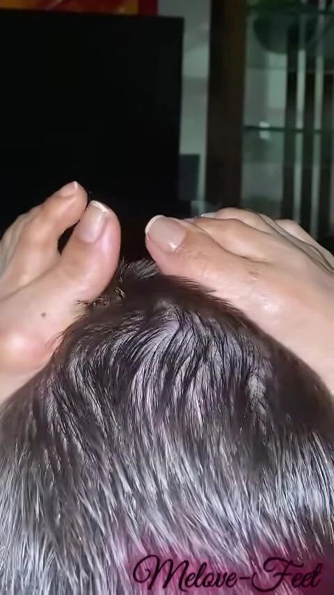 Naelor: Melove küçük amcık naelor tarafından sikiliyor derlemesi bölüm bir