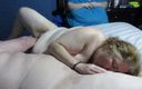 BBW nurse Vicki adventures with friends: Stor pojke får avsugning från sjuksköterskan Vicki
