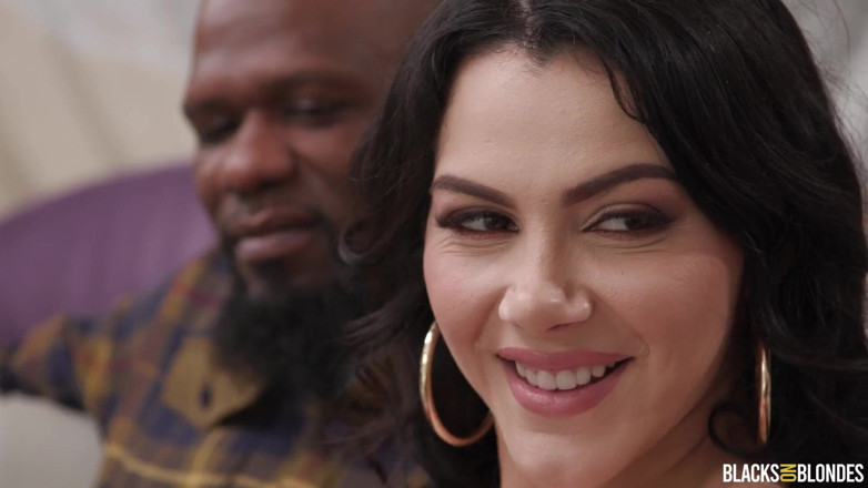 Blacks On Blondes: Blacksonblondes tânjește după penetrare dublă