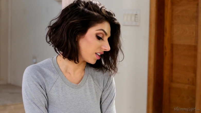 Mommy's Girl: Stepmommysgirl - eavesdropping on stepmommy: part one