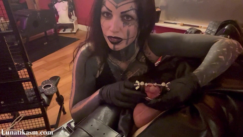 Mistress Lunatika: Uretra meregangkan _mistress lunatika