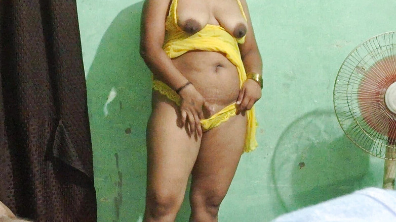 Queen7895: マンコを弄びながらイッちゃいました