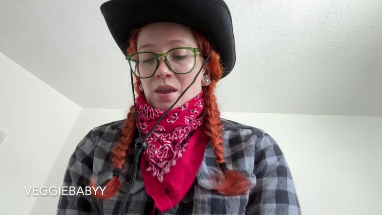 Veggiebabyy: Esta ciudad no es lo suficientemente grande para nosotros dos:...