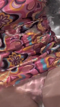 Mokrý boot fetiš a oblečená koupel moje špinavé tajemství po špatném rande