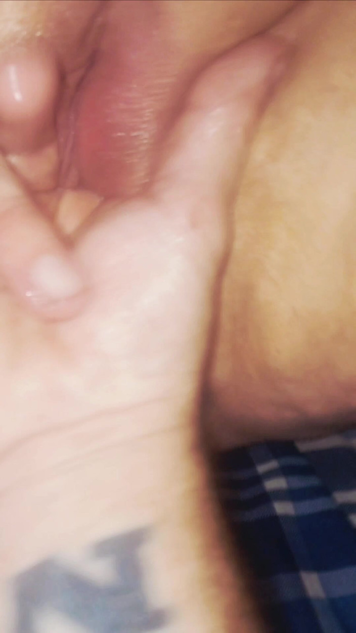 MAGLIGHTGIRL69: Fingerfick mich!