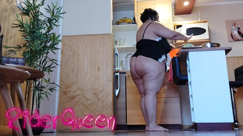 Riderqueen BBW Step Mom Latina Ebony: Moi seul riderqueen, MILF BBW latina à gros cul