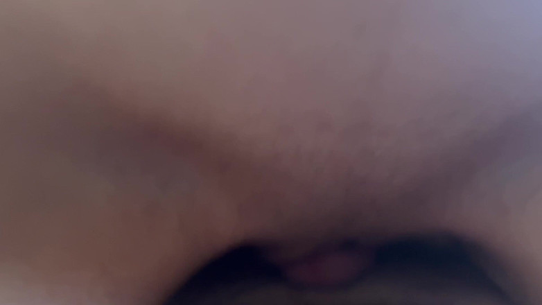 Secretsexycouple69: Iubită minionă slabă măcinându-se pe pula mea și călărind până la...