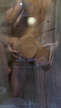 Morgen leidenschaftlicher sex in der dusche von einem echten verliebten paar