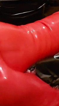 Idag är det röda / röda latexhandskar