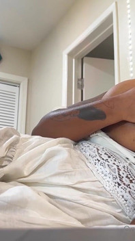 Solo Ebony Busty Babe Sensual Play with Her Big Boobs