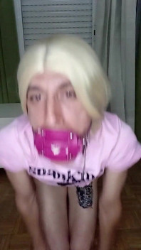 BDSM Crossdresser Penelope