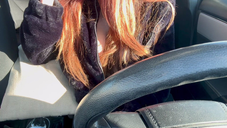 Artemisia Love: Nowa długa jazda samochodem z Artemidją Love miga jej napalone...