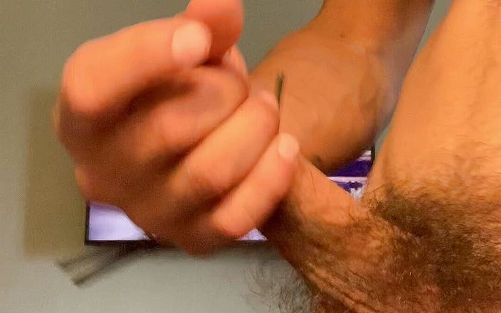 Jrawxxx: Young Latino jacking dick off