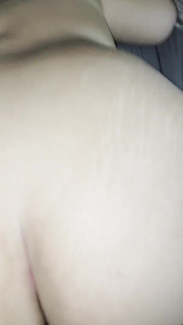 Filthy British Couple: Isteri montel India cuckold bercakap kotor &amp; creampie