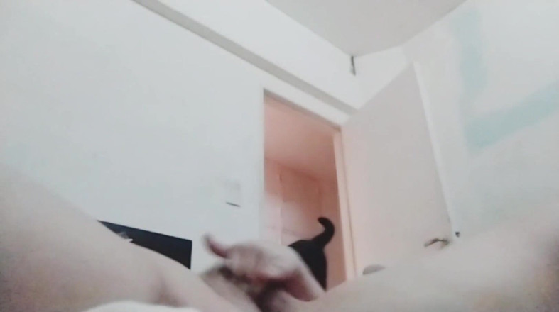 Aneris: Double Amputee Masturbates and Squirts