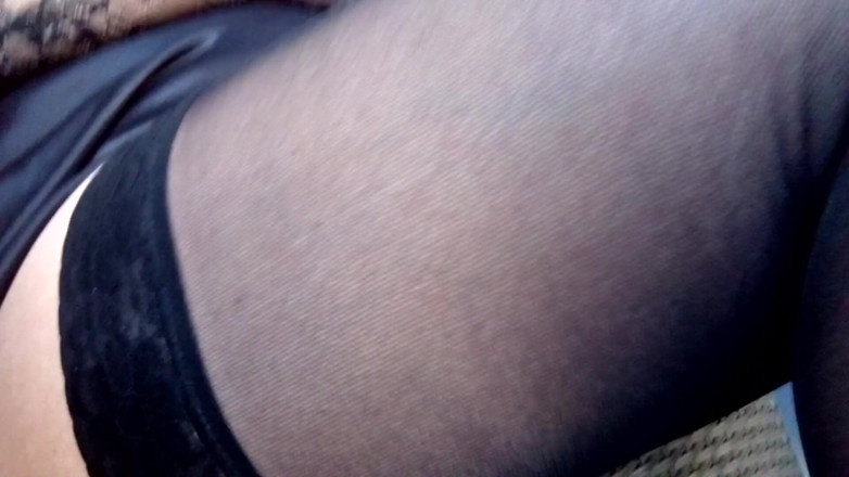 Hot-Pussy66: Frivol in high heels auf der veranda * im freien *