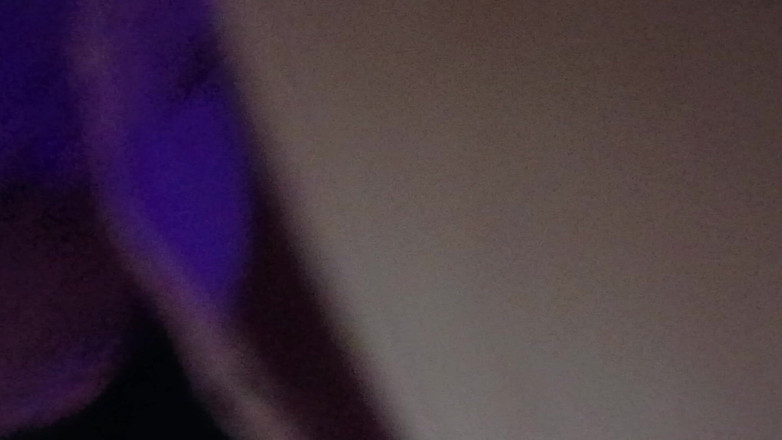 DeepthroatCumslut: Saya menjolok zakar keras besar saya untuk awak