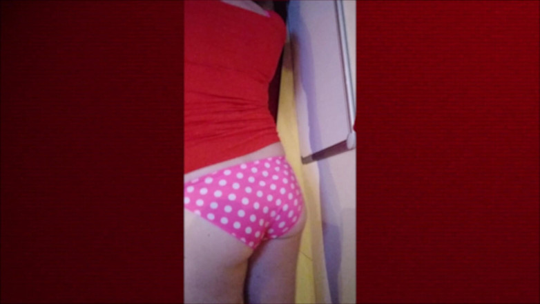 Joslin: Sissy joslin tanzt im roten kleid