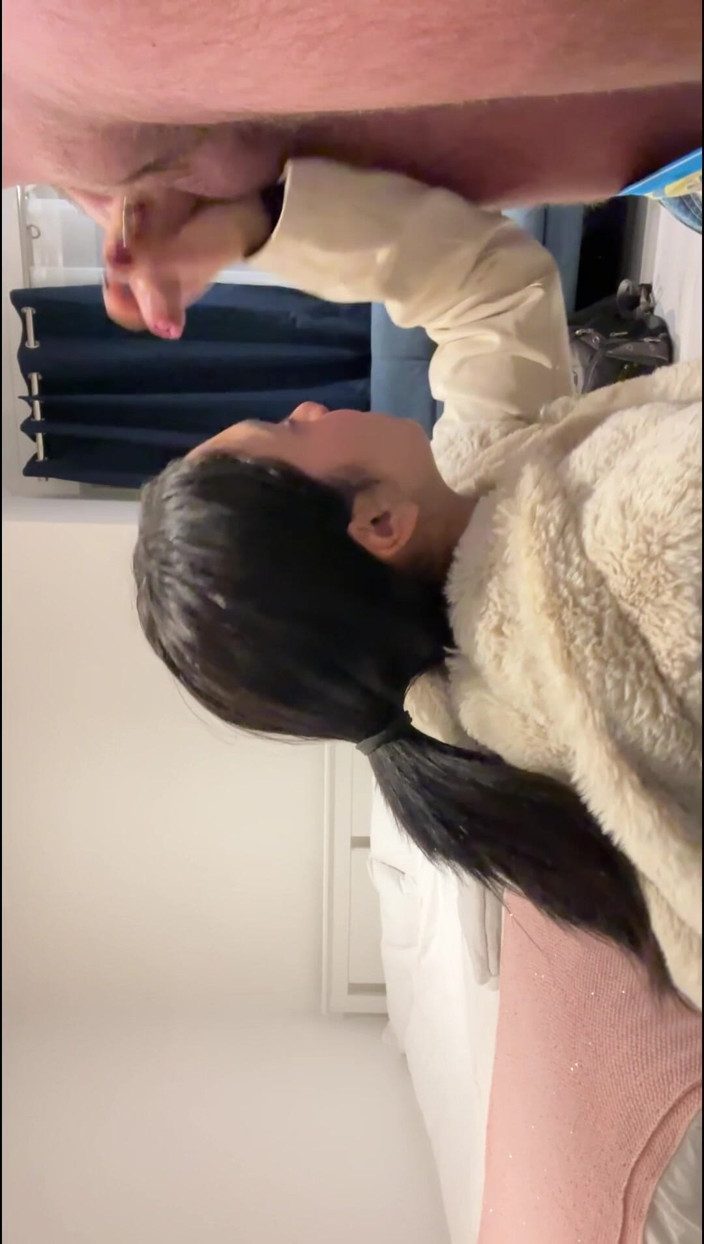Mr Moneyshot: Pompino video con punto di vista dalla ragazza nerd nel...