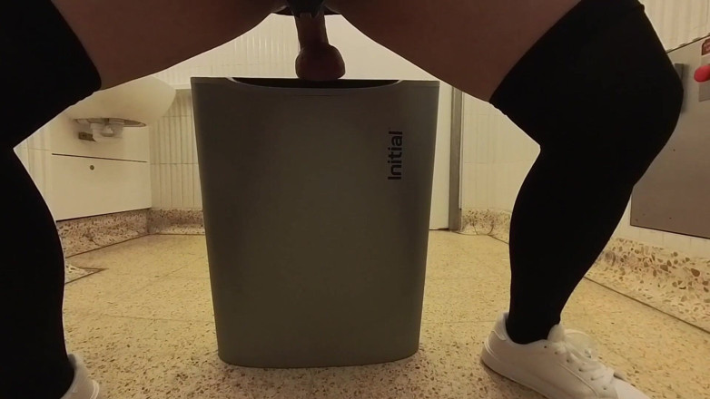 Asiansissypublic: Walking Around in the Busy City, Riding a Dildo in...