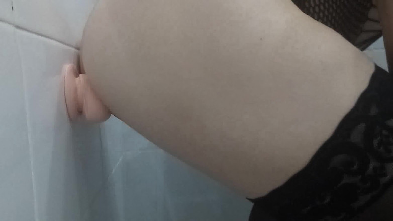 Andrea Travesti Bogota: Cute shemale in lingerie masturbates with dildos in her ass