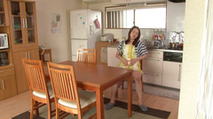 A story of a housewife: Fantastica giornata a tre