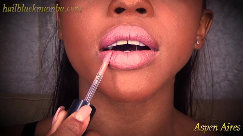 VeryCruelAspen: The Pop of My Lip Gloss