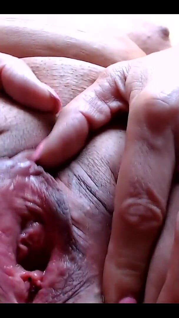 Watch Closely (Kimi the MILF stepmom)