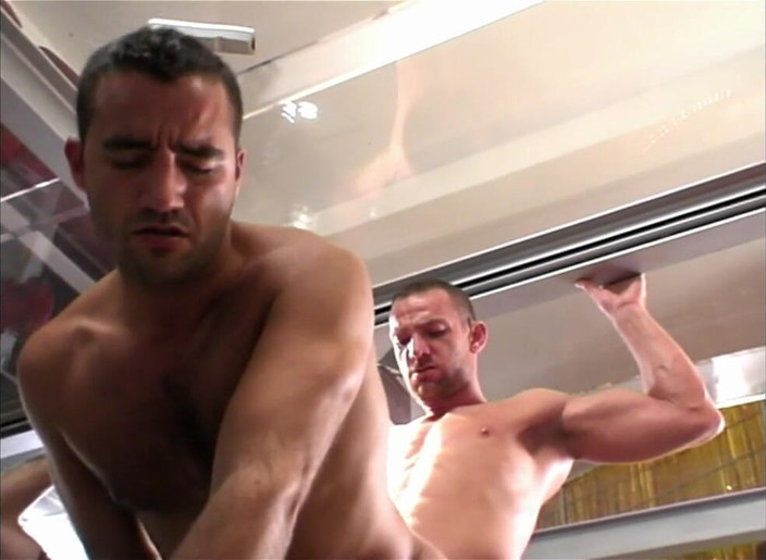 UK Naked Men: La festa di nozze 2