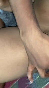 Ciuman panas menghidupkan orgasme puting keras - menjilat buah dada besar