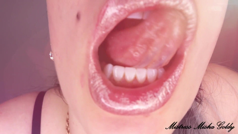 Goddess Misha Goldy: 汗水亲吻梦想胜过失败者！