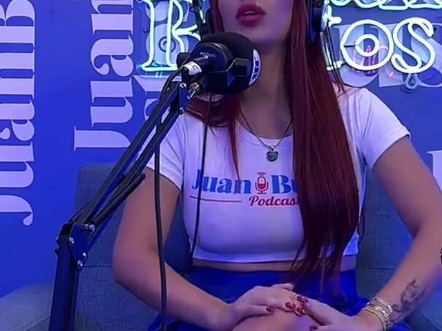 Jessica Sodi Cums While Telling Her Fantasies on a Vibrator Machine (Juan Bustos podcast)