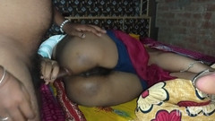Priya_Sena_26: Indická bhabhi podvádí s 18letým klukem s velkým čůrákem