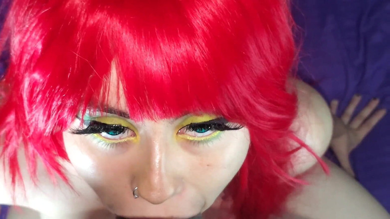 DherlyDoll: Моя симпатична падчерка любить смоктати мій член і ковтати мою сперму, коли її мачухи немає вдома.