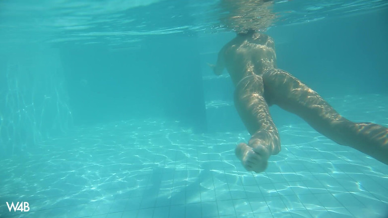 Watch4beauty: Unter wasser
