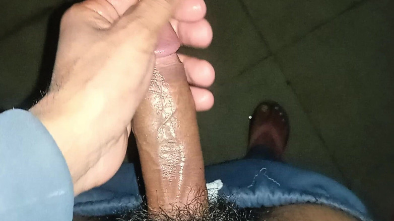 Maddy Fantasy: Молодичка молодичка соло мастурбує й отримує камшот