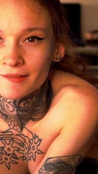 Teen Girl Gets a Pussy Creampie for the Fist Time