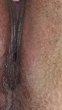 My College Friend Gives Me a Delicious Vagina Lick and I Loved It