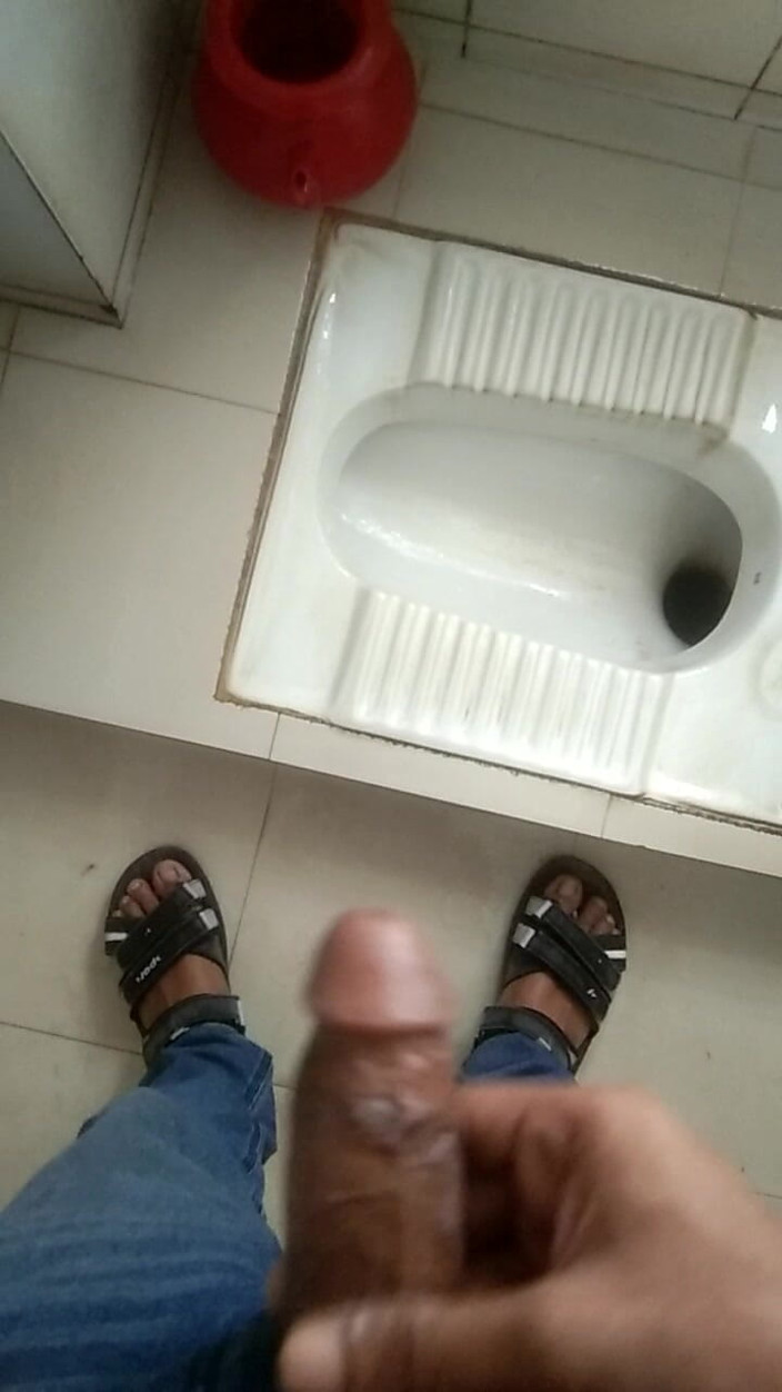 Viral_tiktokar: I Put Soap on My Hands and Went to the...