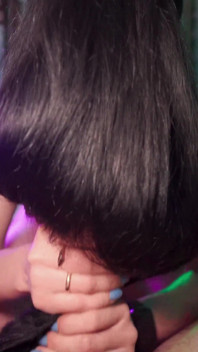 Punto di vista contatto occhi sega con i capelli e sborrata dura