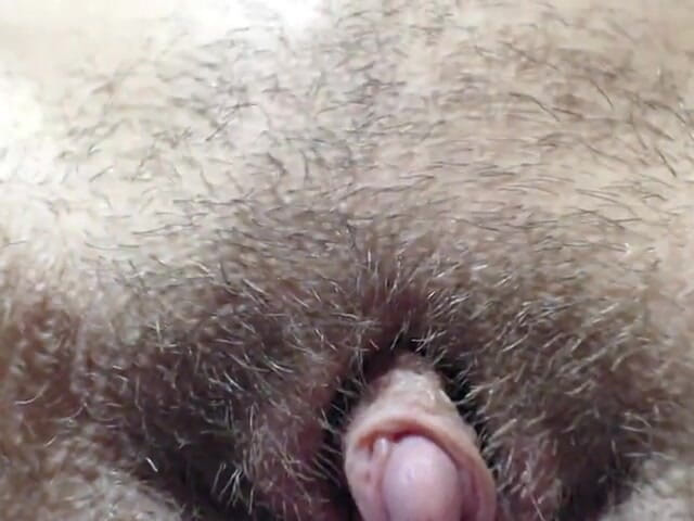 Cuteblonde666: Amatuer teen big clit jerking and orgasm