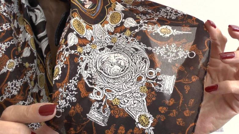 Lady Victoria Valente: 美丽的丝绸头巾时装秀，JOI，维多利亚·瓦伦特夫人