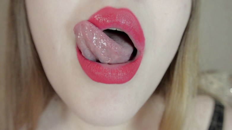 BustyVic: Prim-plan cu gură, buze, fetiș cu limbă